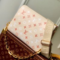 LV LV NEW WAVE CHAIN BAG M58554 in 2023