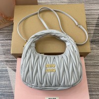 Lushentic Rep Wander Matelassé Hobo Bag Nappa Leather Small Size 20cm Pearl Gray